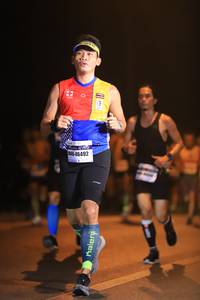 BIB: 46492
                            <button type="button" onclick="openModal(7639159)" class="btn btn-primary btn-sm float-right btn-popup" data-toggle="modal" data-target=".modal-high-quality">
                        <i class="fas fa-shopping-cart"></i> Add to Cart
                    </button>
                                            <button type="button" onclick="isThisMe(7639159, true)" class="btn btn-success btn-sm float-right btn-popup btn-isme hidden" data-toggle="tooltip" data-placement="bottom" title="นี่คือรูปของคุณใช่ไหม คลิกที่นี่เพื่อเอาเข้าอัลบั้ม">
                        <i class="fas fa-plus"></i> Add to album
                    </button>
                    <button type="button" onclick="isThisMe(7639159, false)" class="btn btn-warning btn-sm float-right btn-popup btn-isnotme hidden">
                        <i class="fas fa-ban"></i> Remove from album
                    </button>